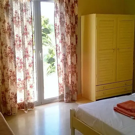 Marinos Apartment